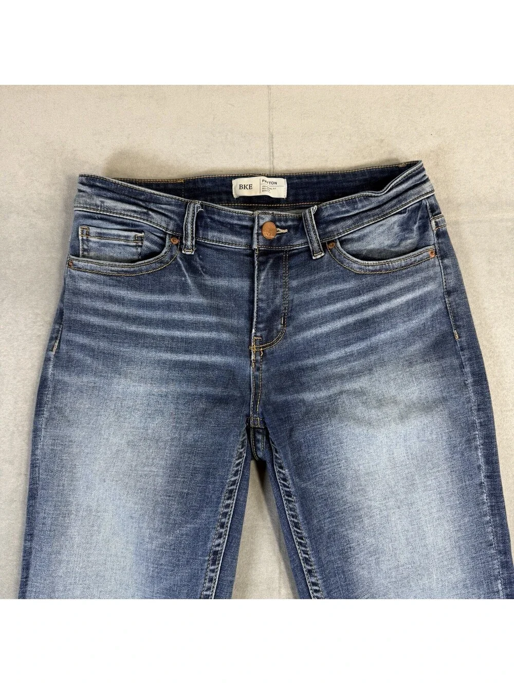 BKE Payton Universal Fit Bootcut Jeans Womens 27x31.5 Blue Medium Wash Mid Rise - Picture 2 of 8